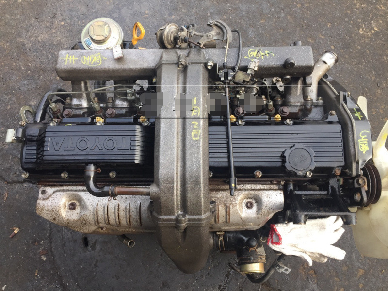 TOYOTA 1HZ DIESEL - Motor für Überlandbus: das Bild 1 TOYOTA 1HZ DIESEL - Motor für Überlandbus: das Bild 1
