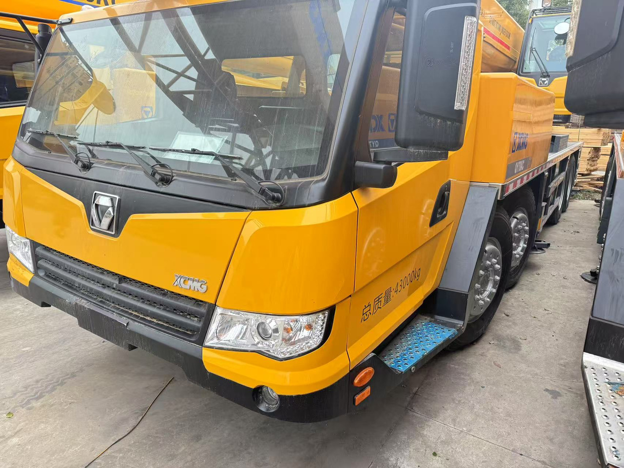 XCMG 70tons crane QY70K QY70 - Mobilkran: das Bild 3 XCMG 70tons crane QY70K QY70 - Mobilkran: das Bild 3