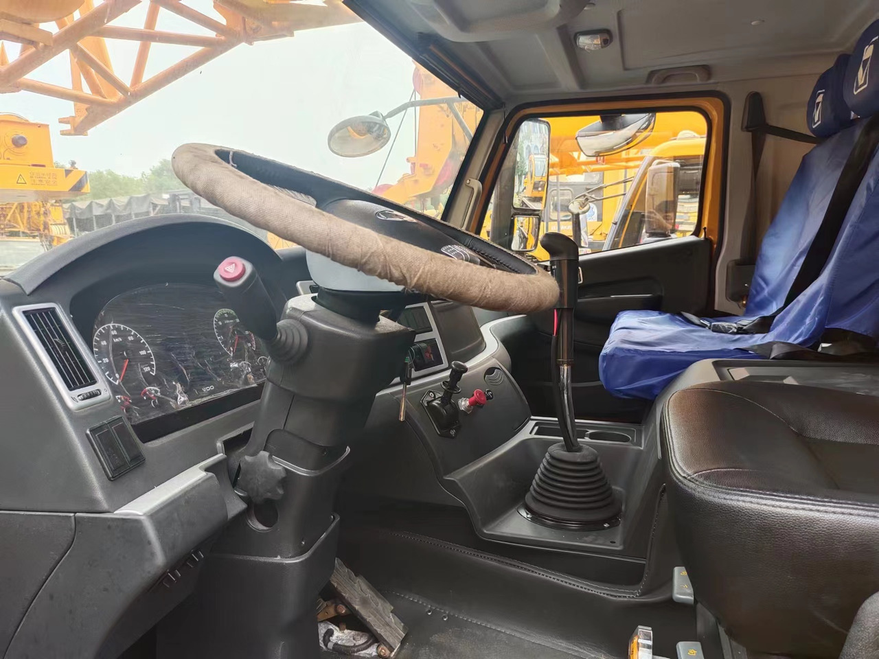 XCMG QY70K - Mobilkran: das Bild 4 XCMG QY70K - Mobilkran: das Bild 4