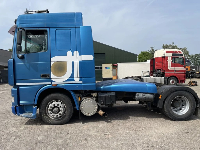 DAF XF 95.530 Tractor unit - Sattelzugmaschine: das Bild 5 DAF XF 95.530 Tractor unit - Sattelzugmaschine: das Bild 5