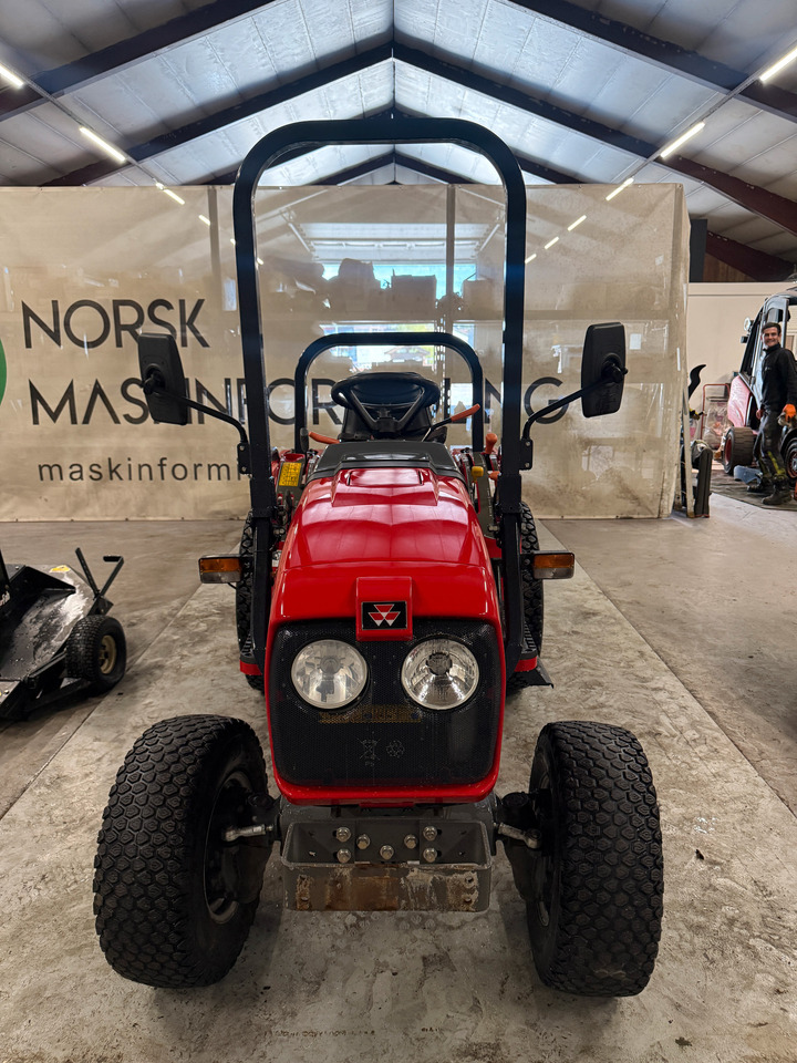 Massey Ferguson 1520 #MVA FRI# - Traktor: das Bild 4 Massey Ferguson 1520 #MVA FRI# - Traktor: das Bild 4
