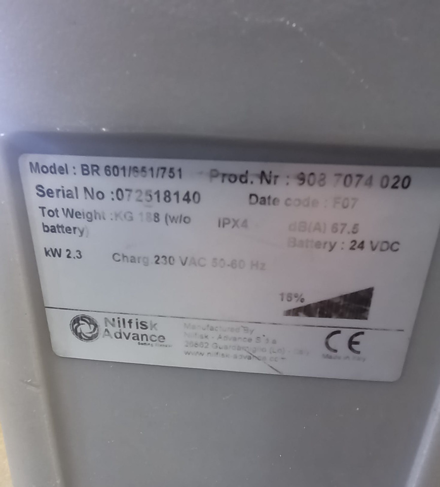 NILFISK BR 601 - Scheuersaugmaschine: das Bild 5 NILFISK BR 601 - Scheuersaugmaschine: das Bild 5