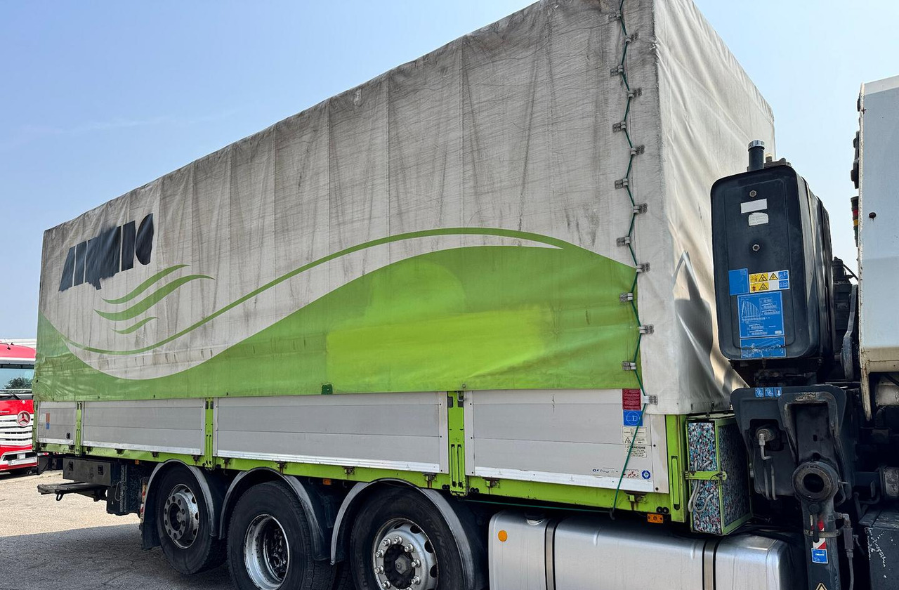 IVECO 430 - 4 ASSI STRADALE CON GRU - Plane LKW, Autokran: das Bild 5 IVECO 430 - 4 ASSI STRADALE CON GRU - Plane LKW, Autokran: das Bild 5