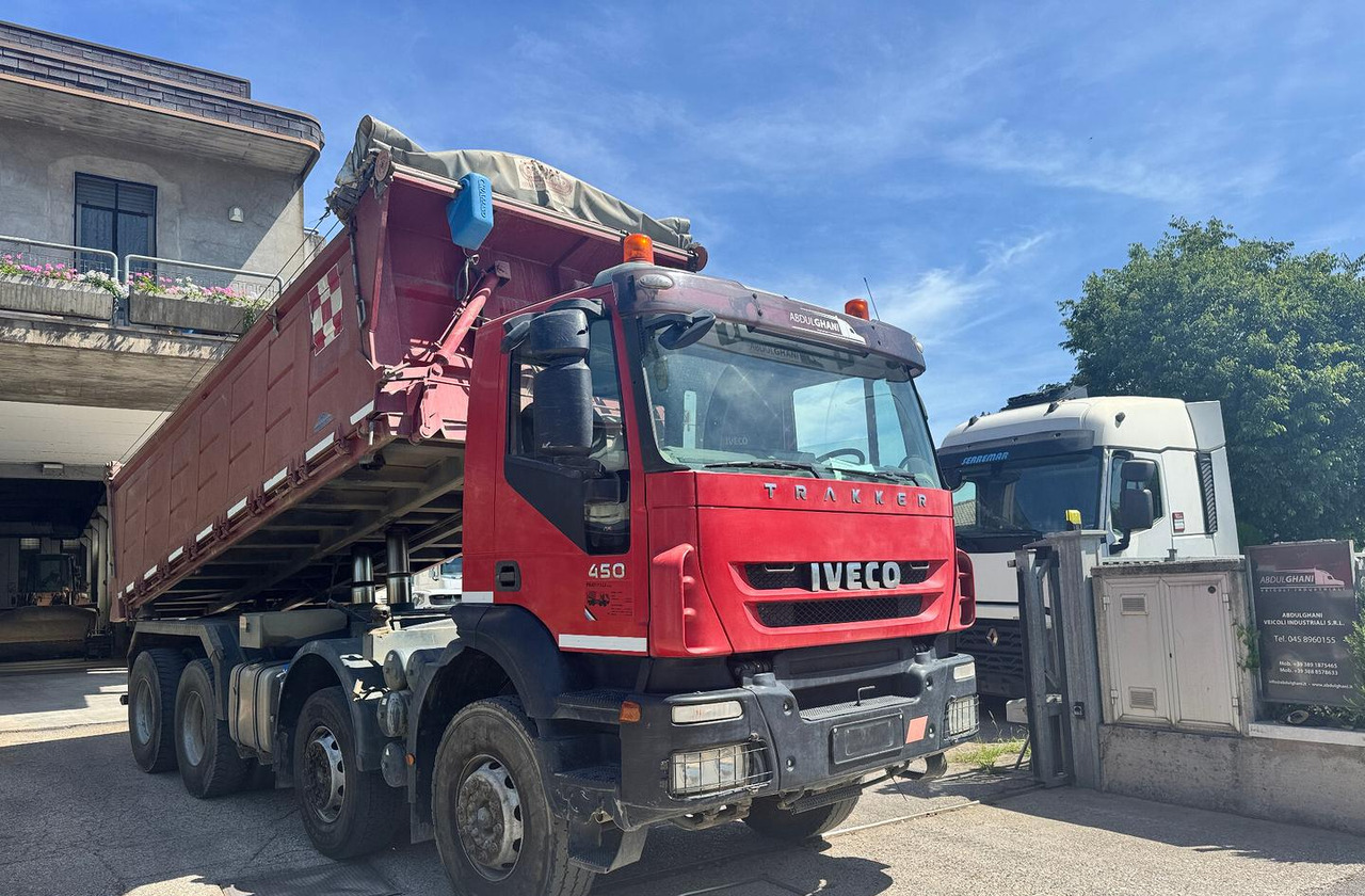 IVECO TRAKKER 450 RIBALTABILE 8X4 - Kipper: das Bild 2 IVECO TRAKKER 450 RIBALTABILE 8X4 - Kipper: das Bild 2