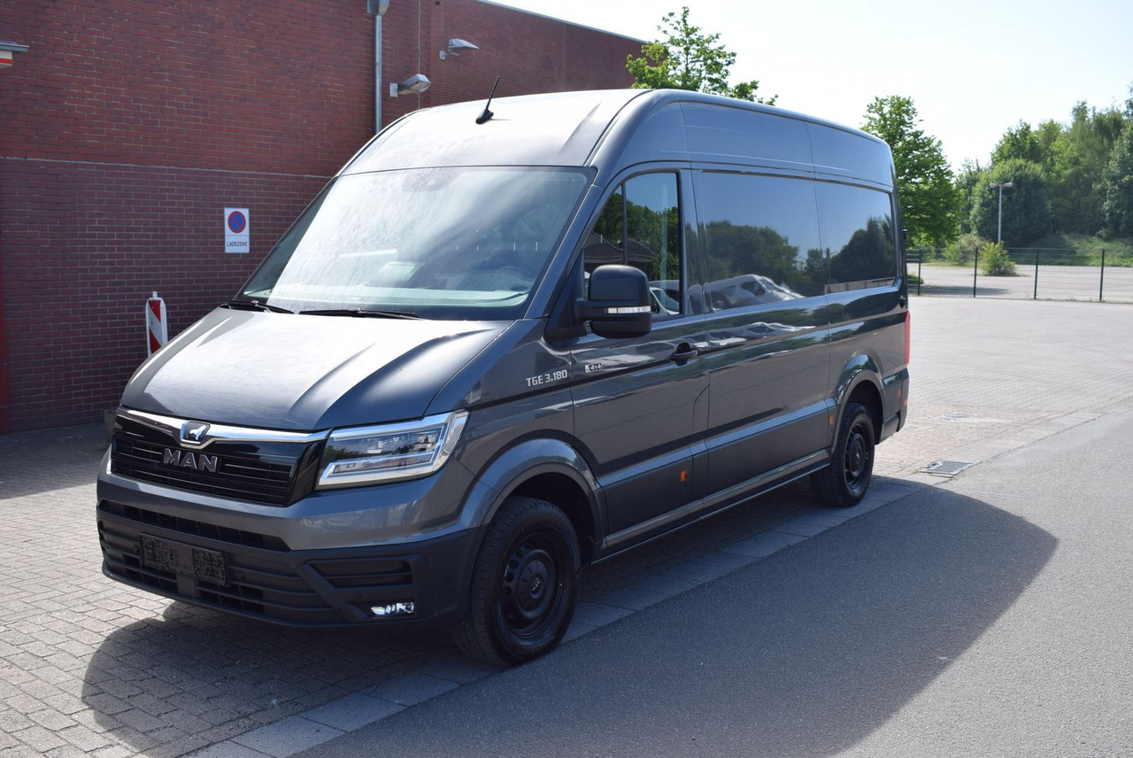 MAN TGE 3.180 L2H2 Allrad 4X4 AHK 3,0 Tonnen Navi - Kastenwagen: das Bild 1 MAN TGE 3.180 L2H2 Allrad 4X4 AHK 3,0 Tonnen Navi - Kastenwagen: das Bild 1