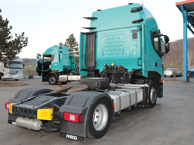 Sattelzugmaschine IVECO Stralis AS440S48T/FP-LT XP: das Bild 9
