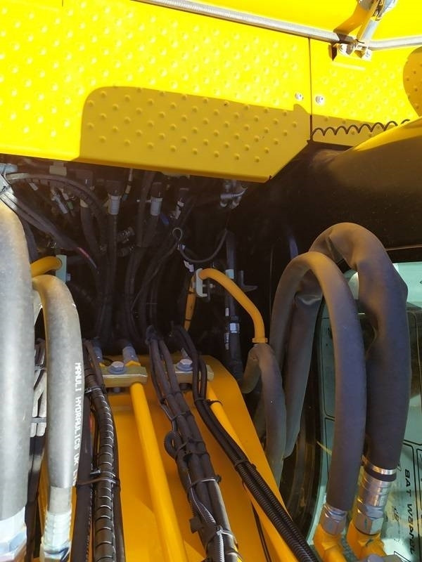 JCB JS 145 W - Leasing JCB JS 145 W: das Bild 9 JCB JS 145 W - Leasing JCB JS 145 W: das Bild 9