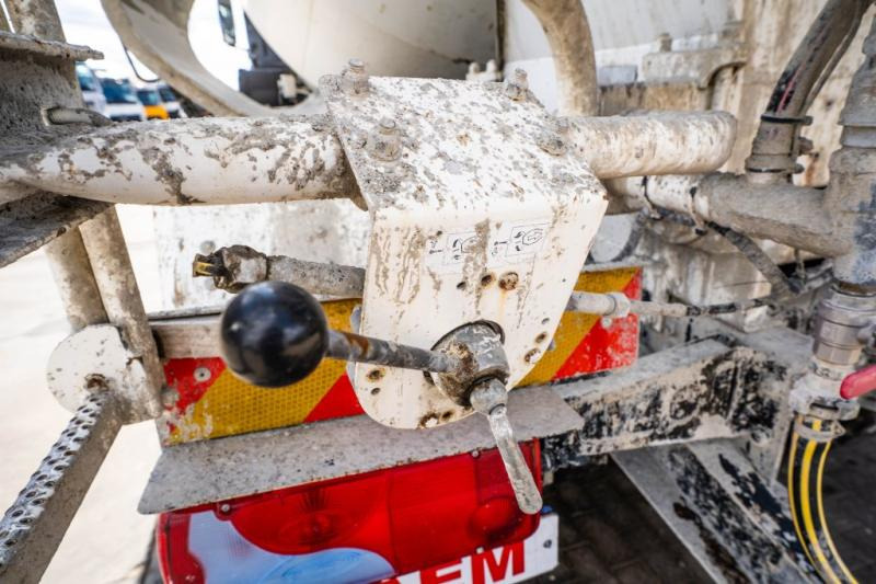 MAN TGS 32 360 BB+ LIEBHERR 9m3 - Leasing MAN TGS 32 360 BB+ LIEBHERR 9m3: das Bild 9 MAN TGS 32 360 BB+ LIEBHERR 9m3 - Leasing MAN TGS 32 360 BB+ LIEBHERR 9m3: das Bild 9