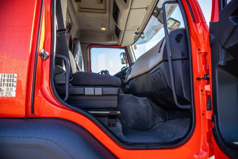 Pritsche LKW, Autokran Renault KERAX 380DXI+E5+PK16TM/3EXT: das Bild 6