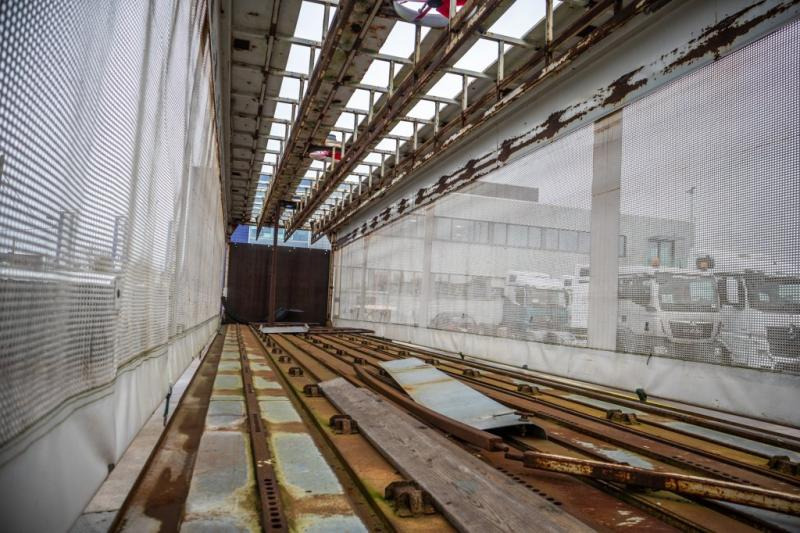 Trouillet VOLAILLE/GEFLÛGEL/POULTRY+HAYON - Planenauflieger: das Bild 5 Trouillet VOLAILLE/GEFLÛGEL/POULTRY+HAYON - Planenauflieger: das Bild 5