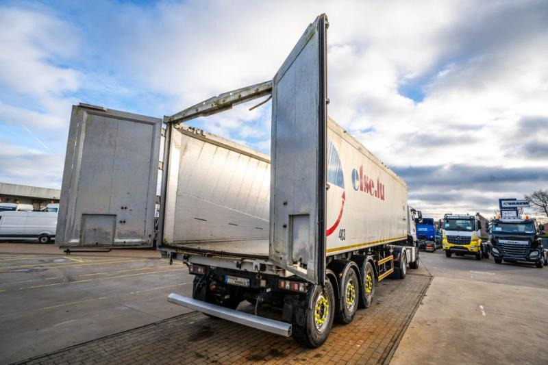 Wielton WIELTON-ALU-52M2(GRAIN/CEREALIERE/GETREIDE) - Kipper Auflieger: das Bild 5 Wielton WIELTON-ALU-52M2(GRAIN/CEREALIERE/GETREIDE) - Kipper Auflieger: das Bild 5