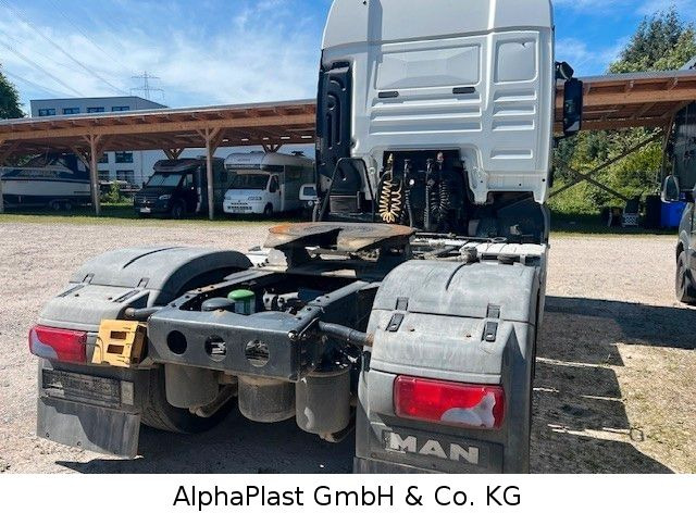 MAN 18.400 / 4x2 Hydraulik MAN 18.400 / 4x2 Hydraulik Orginal KM TipTop - Sattelzugmaschine: das Bild 5 MAN 18.400 / 4x2 Hydraulik MAN 18.400 / 4x2 Hydraulik Orginal KM TipTop - Sattelzugmaschine: das Bild 5