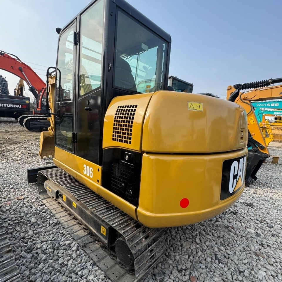 CAT 306 - Minibagger: das Bild 3 CAT 306 - Minibagger: das Bild 3