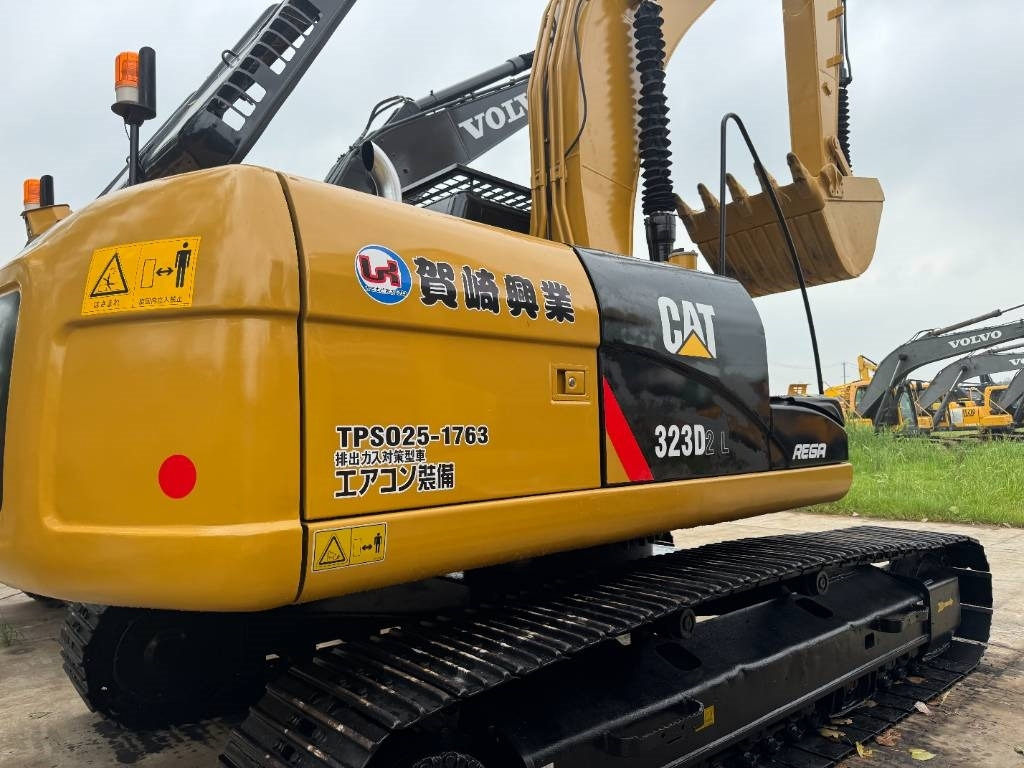 CAT 323D2 - Kettenbagger: das Bild 5 CAT 323D2 - Kettenbagger: das Bild 5