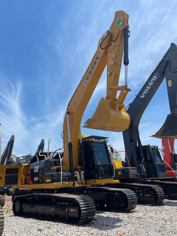 CAT 323D2 - Kettenbagger: das Bild 4 CAT 323D2 - Kettenbagger: das Bild 4