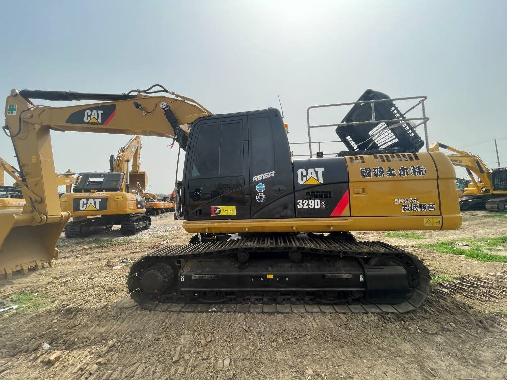 CAT 329D2 - Kettenbagger: das Bild 3 CAT 329D2 - Kettenbagger: das Bild 3