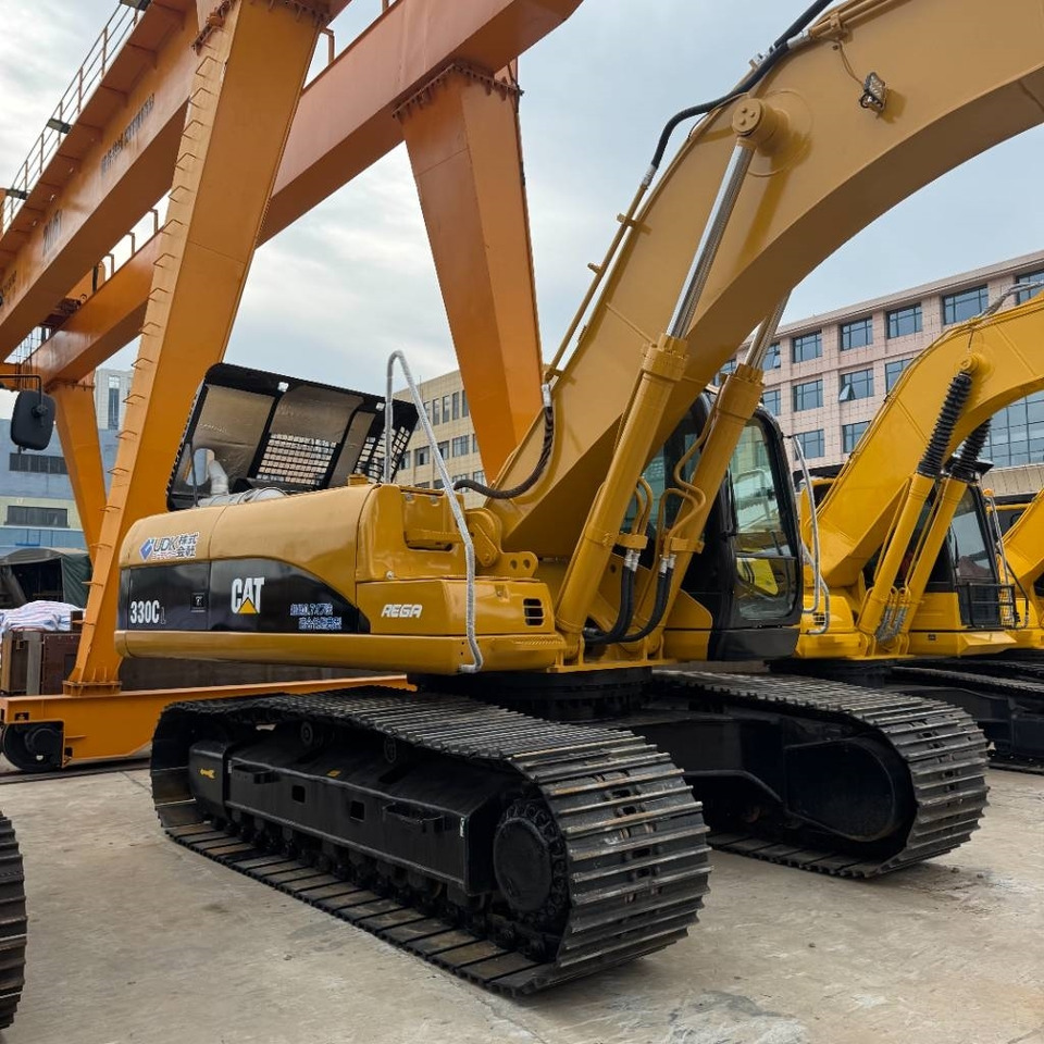 CAT 330 C - Kettenbagger: das Bild 4 CAT 330 C - Kettenbagger: das Bild 4