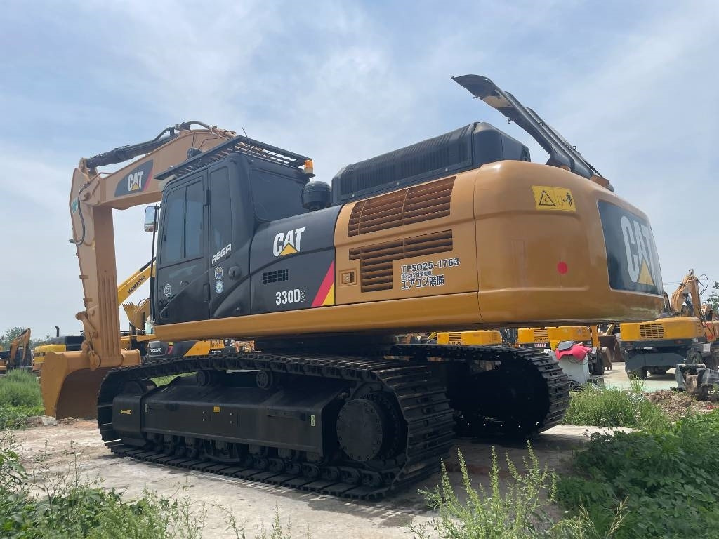 CAT 330D2 - Kettenbagger: das Bild 1 CAT 330D2 - Kettenbagger: das Bild 1