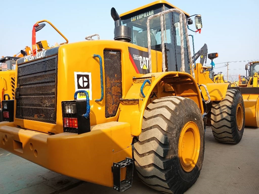 CAT 966 H - Radlader: das Bild 2 CAT 966 H - Radlader: das Bild 2