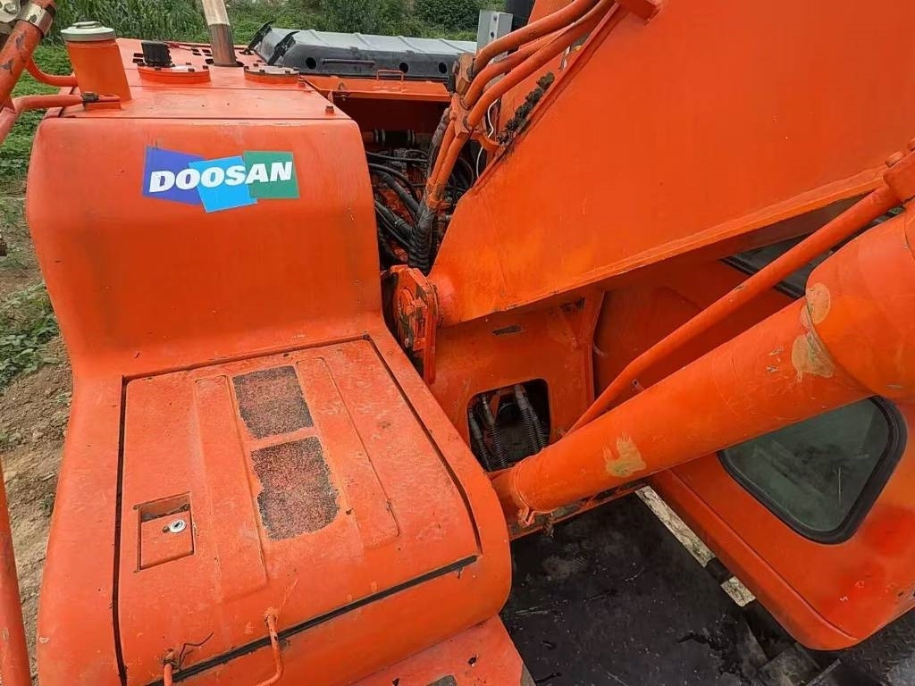 Doosan DH 150 W-7 - Mobilbagger: das Bild 4 Doosan DH 150 W-7 - Mobilbagger: das Bild 4