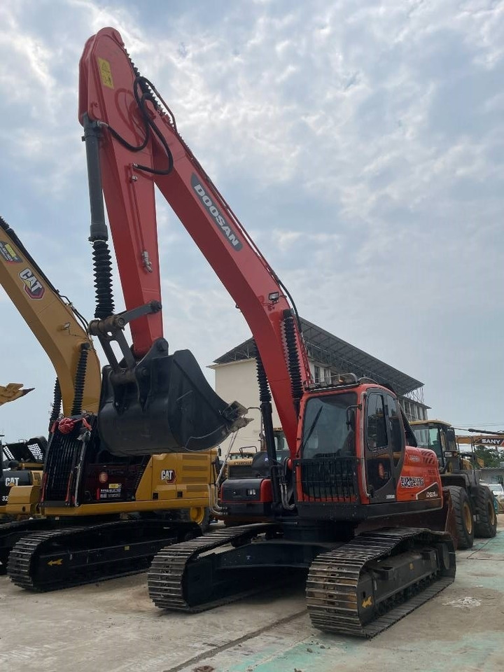 Doosan DX 225 LCA - Kettenbagger: das Bild 2 Doosan DX 225 LCA - Kettenbagger: das Bild 2