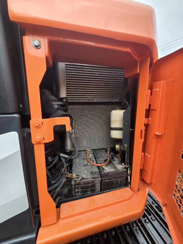 Hitachi ZX 135 US - Kettenbagger: das Bild 5 Hitachi ZX 135 US - Kettenbagger: das Bild 5