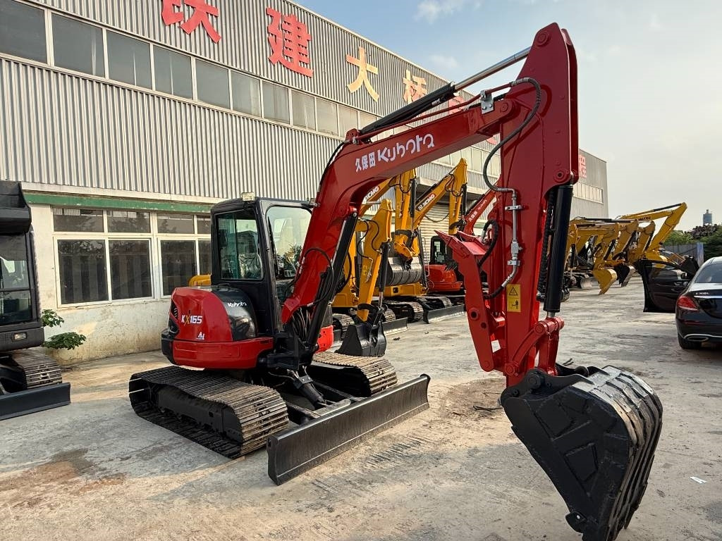 NEU: Kettenbagger Kubota KX 165: das Bild 9