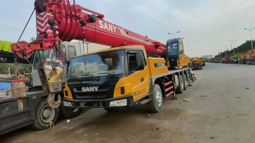 Sany STC 250 H - All-Terrain Kran: das Bild 1 Sany STC 250 H - All-Terrain Kran: das Bild 1
