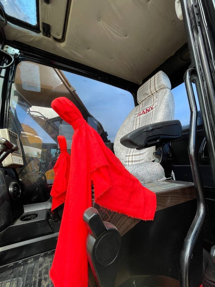 Sany SY 215 C - Kettenbagger: das Bild 4 Sany SY 215 C - Kettenbagger: das Bild 4