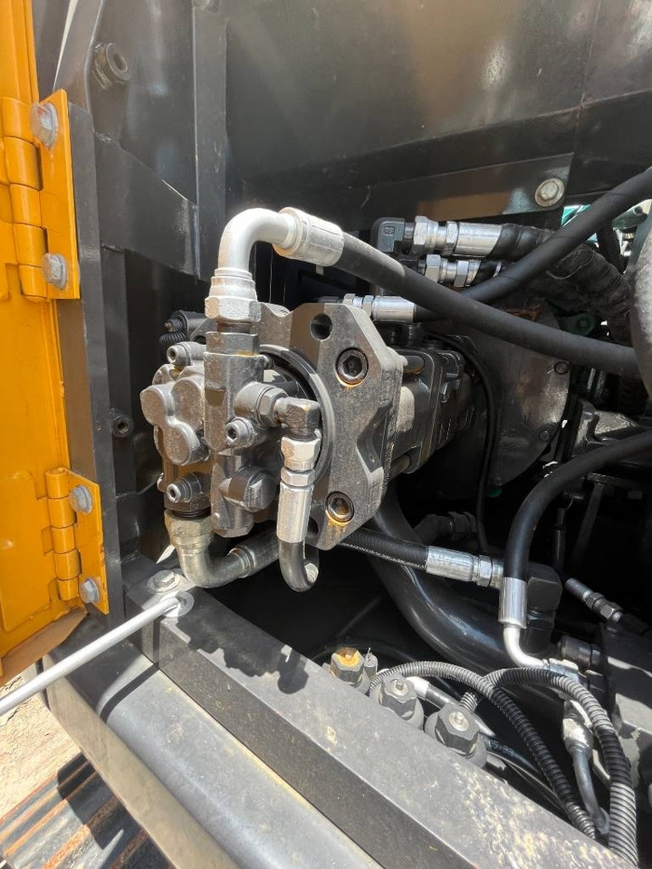 Volvo EC 140 - Kettenbagger: das Bild 5 Volvo EC 140 - Kettenbagger: das Bild 5