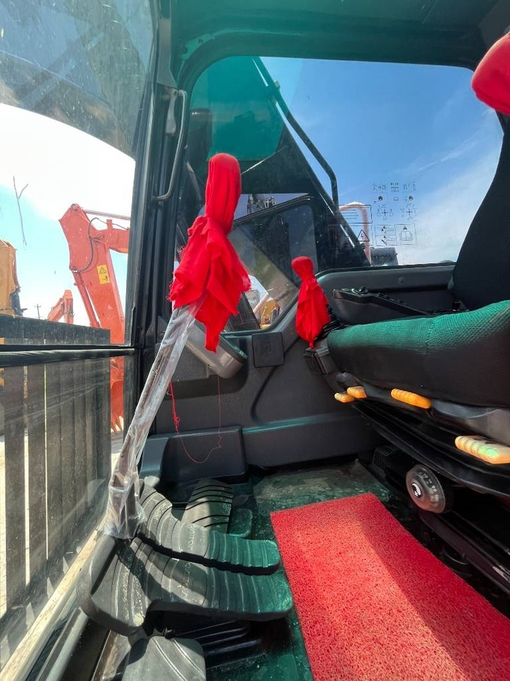 Volvo EC 140 - Kettenbagger: das Bild 3 Volvo EC 140 - Kettenbagger: das Bild 3