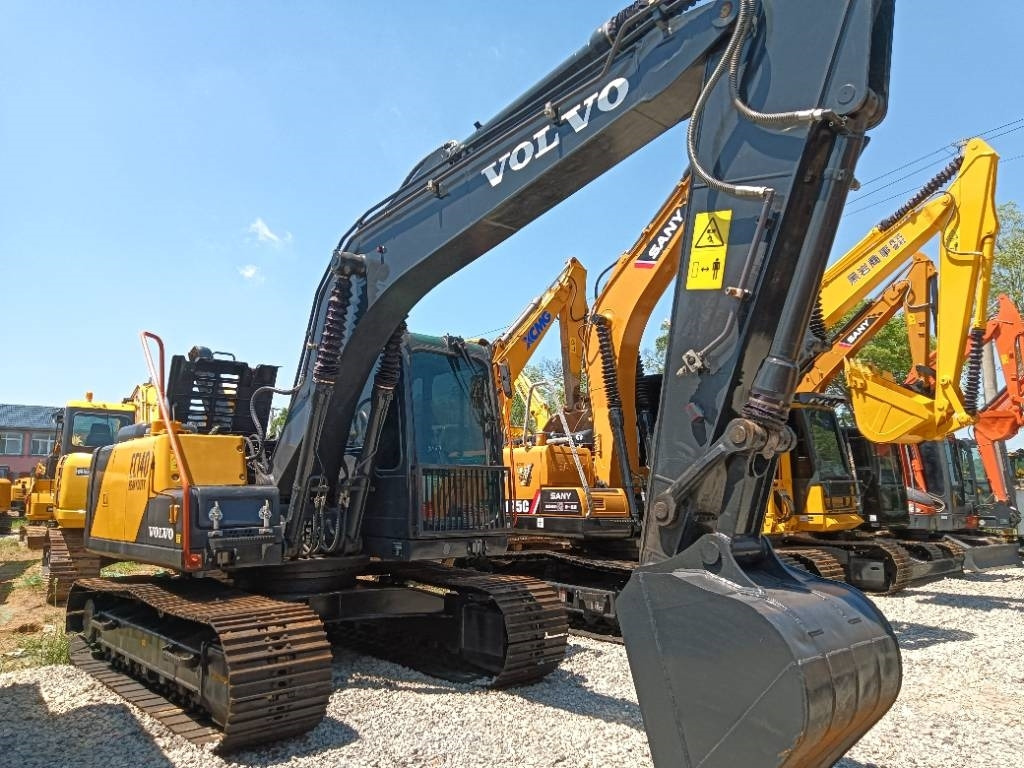 Volvo EC 140 - Kettenbagger: das Bild 3 Volvo EC 140 - Kettenbagger: das Bild 3