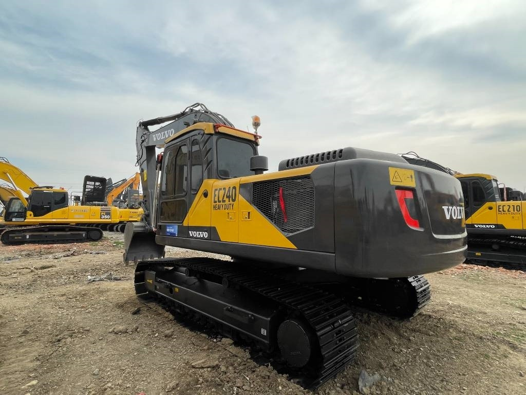 NEU: Kettenbagger Volvo EC 240: das Bild 7