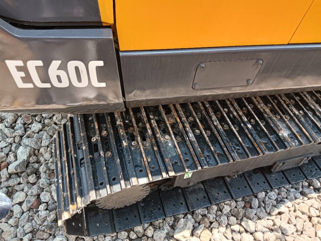 NEU: Kettenbagger Volvo EC 60: das Bild 11
