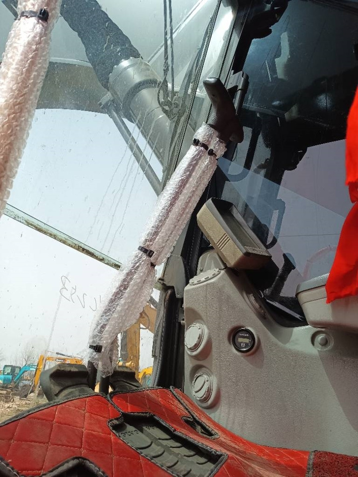 Kettenbagger Volvo EC480: das Bild 6