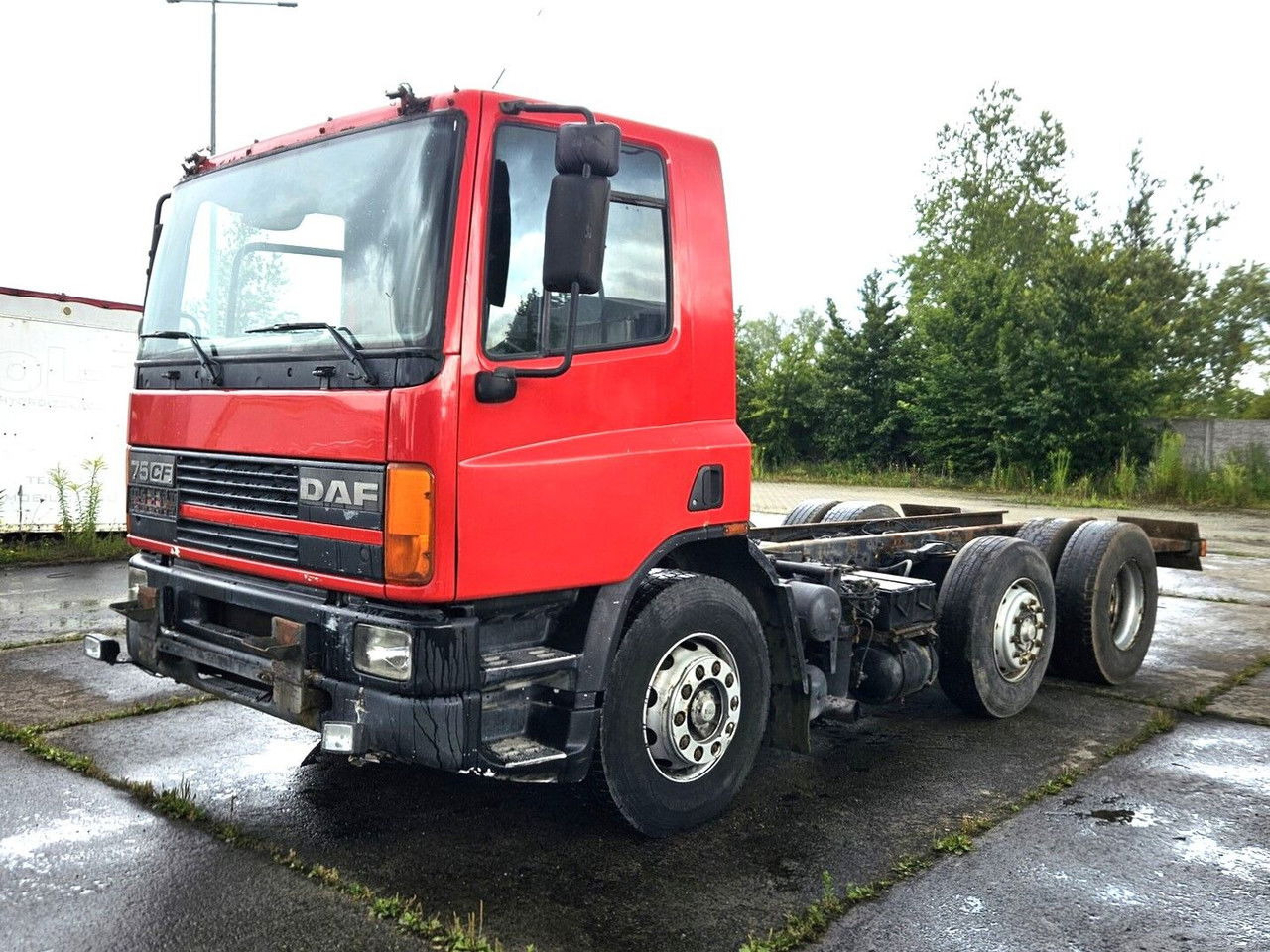 DAF CF 75.250 6x2 - Fahrgestell LKW: das Bild 3 DAF CF 75.250 6x2 - Fahrgestell LKW: das Bild 3