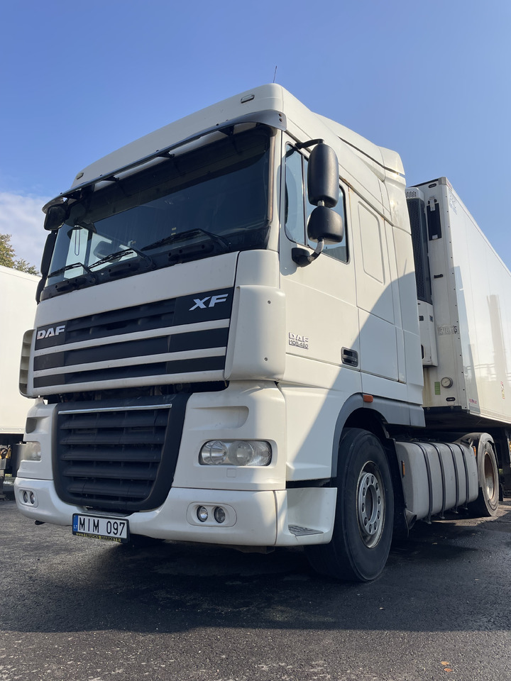 DAF XF105.460 - Sattelzugmaschine: das Bild 1 DAF XF105.460 - Sattelzugmaschine: das Bild 1