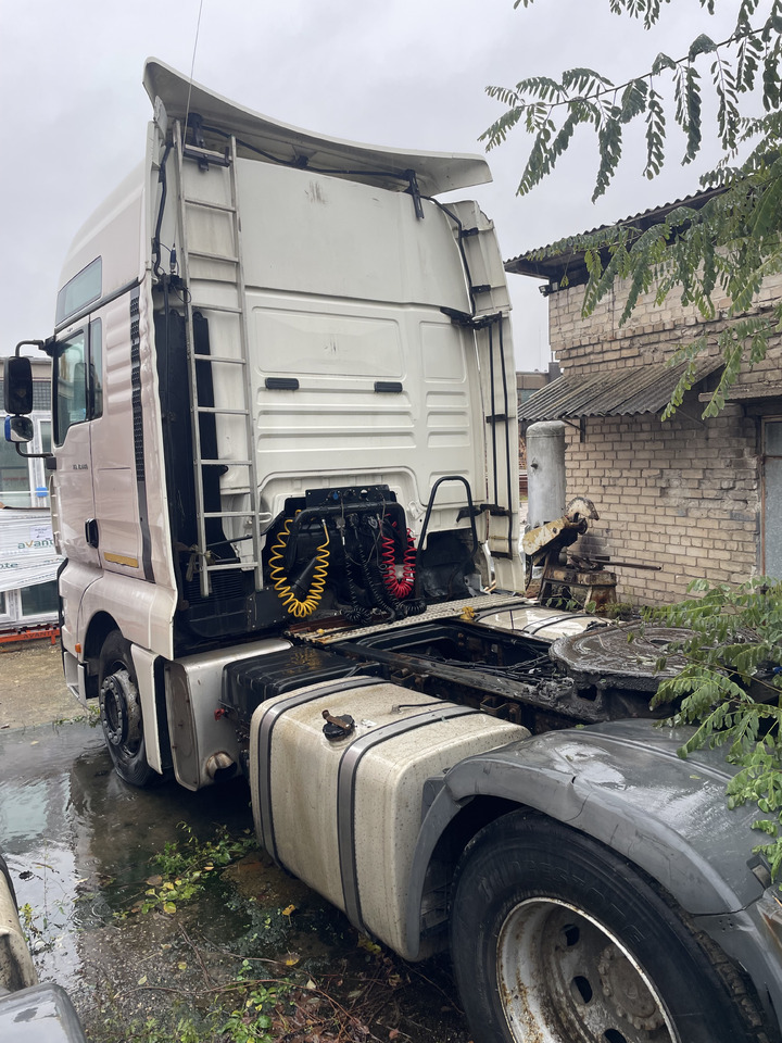 MAN TGA18.440 Euro 4 - Sattelzugmaschine: das Bild 3 MAN TGA18.440 Euro 4 - Sattelzugmaschine: das Bild 3