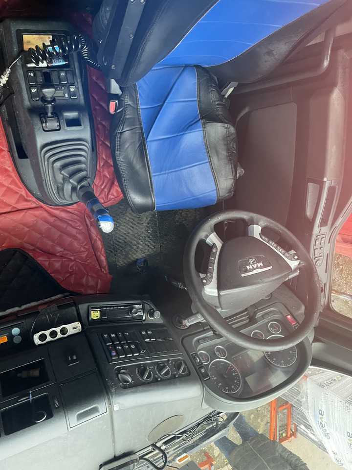 MAN TGA18.440 Euro 4 - Sattelzugmaschine: das Bild 4 MAN TGA18.440 Euro 4 - Sattelzugmaschine: das Bild 4