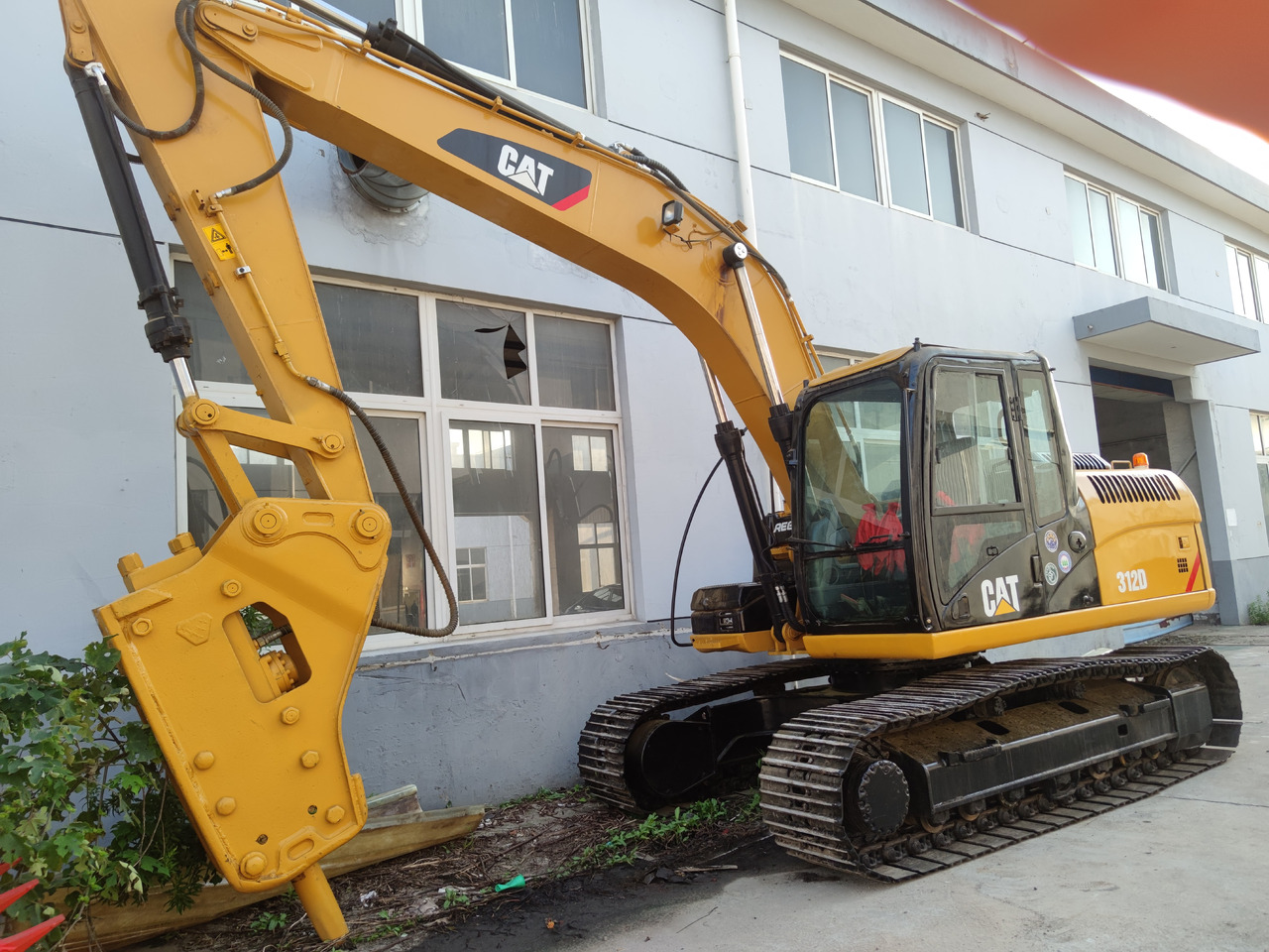 CATERPILLAR 312D - Kettenbagger: das Bild 2 CATERPILLAR 312D - Kettenbagger: das Bild 2