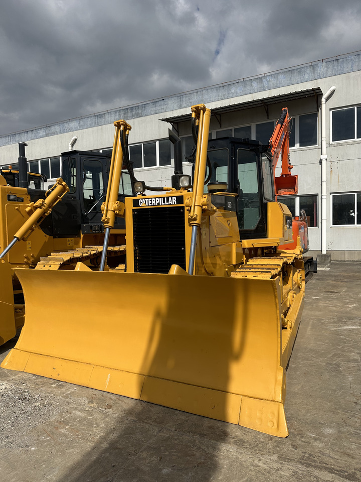 CATERPILLAR D6G CAT dozer - Bulldozer: das Bild 2 CATERPILLAR D6G CAT dozer - Bulldozer: das Bild 2