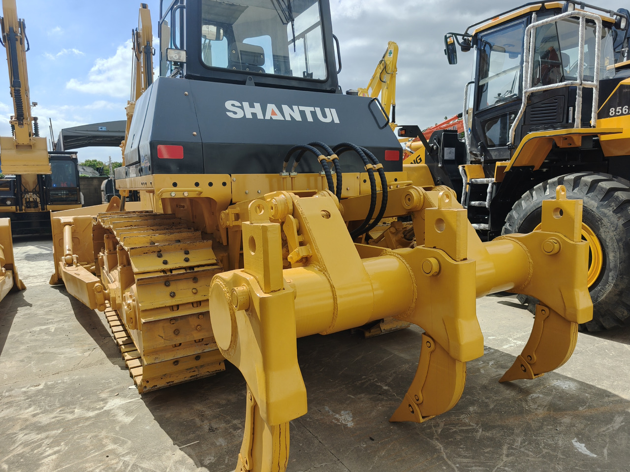 SHANTUI SD22 dozer - Bulldozer: das Bild 4 SHANTUI SD22 dozer - Bulldozer: das Bild 4