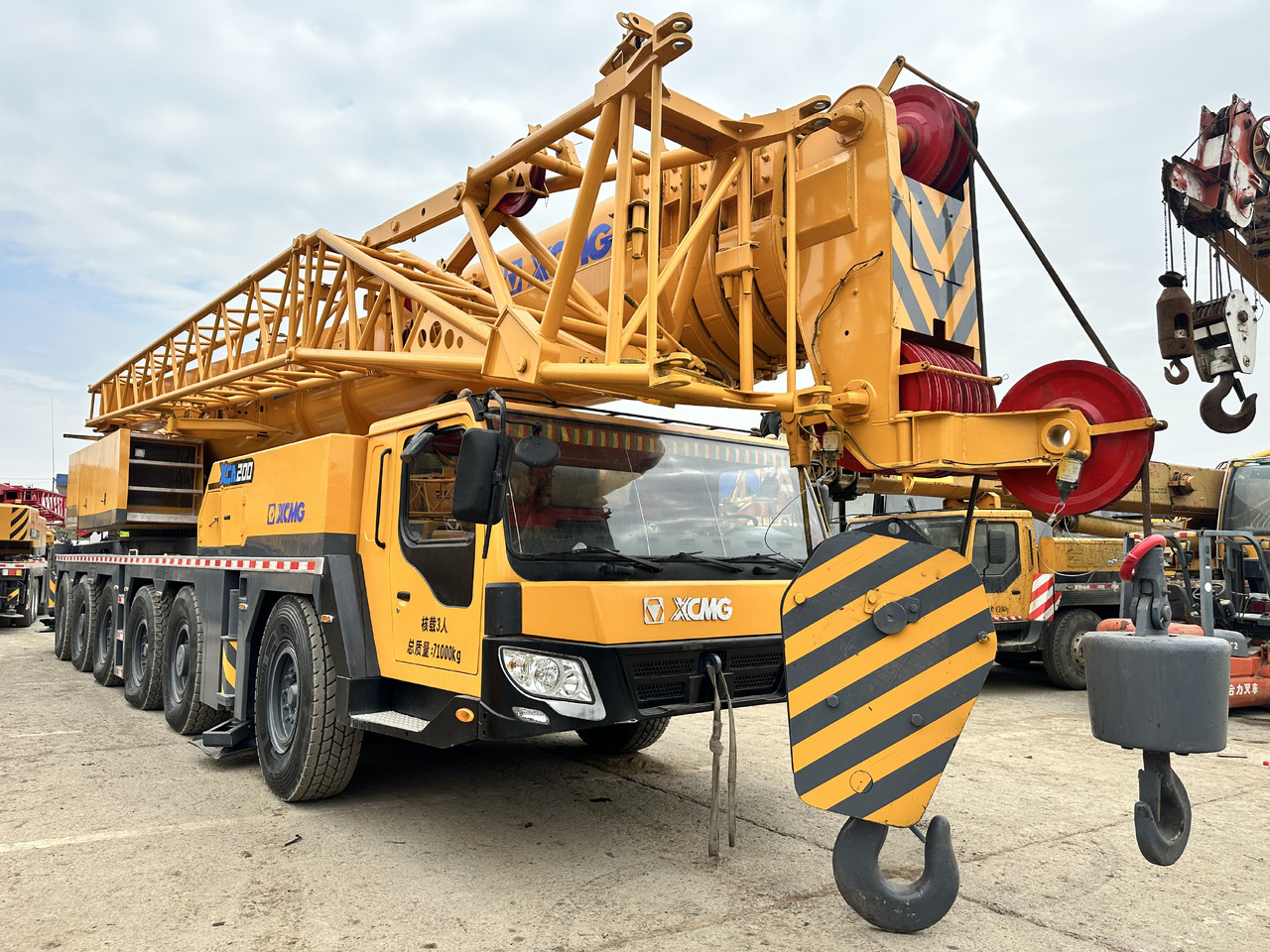 XCMG XCA200 200TON Truck crane - Mobilkran: das Bild 3 XCMG XCA200 200TON Truck crane - Mobilkran: das Bild 3