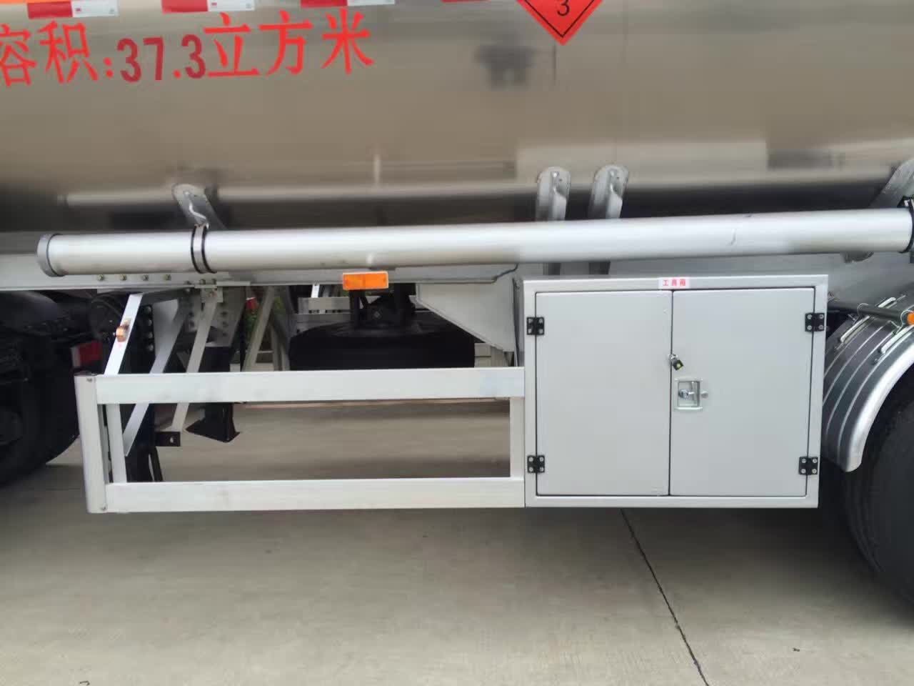 NEU: Tankauflieger Für die Beförderung von Kraftstoff JSIE JSIE9400FT: das Bild 8 NEU: Tankauflieger Für die Beförderung von Kraftstoff JSIE JSIE9400FT: das Bild 8