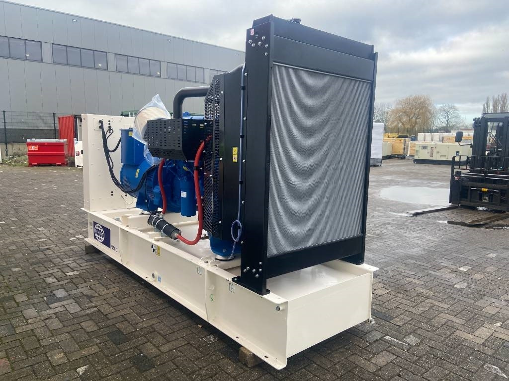 FG Wilson P450-3 - 450 kVA Open Genset - DPX-16018-O - Stromgenerator: das Bild 3 FG Wilson P450-3 - 450 kVA Open Genset - DPX-16018-O - Stromgenerator: das Bild 3
