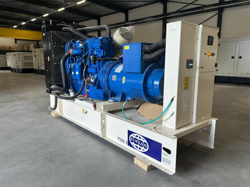FG Wilson P550-3 - 550 kVA Open Genset - DPX-16020-O - Stromgenerator: das Bild 5 FG Wilson P550-3 - 550 kVA Open Genset - DPX-16020-O - Stromgenerator: das Bild 5