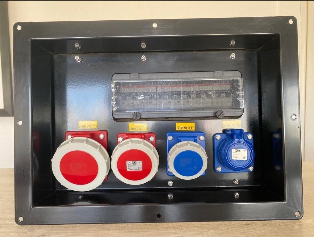Socket Box 20 kVA - 32A - 2x 16A - IPX8 - DPX-2806 - Baugeräte: das Bild 1 Socket Box 20 kVA - 32A - 2x 16A - IPX8 - DPX-2806 - Baugeräte: das Bild 1