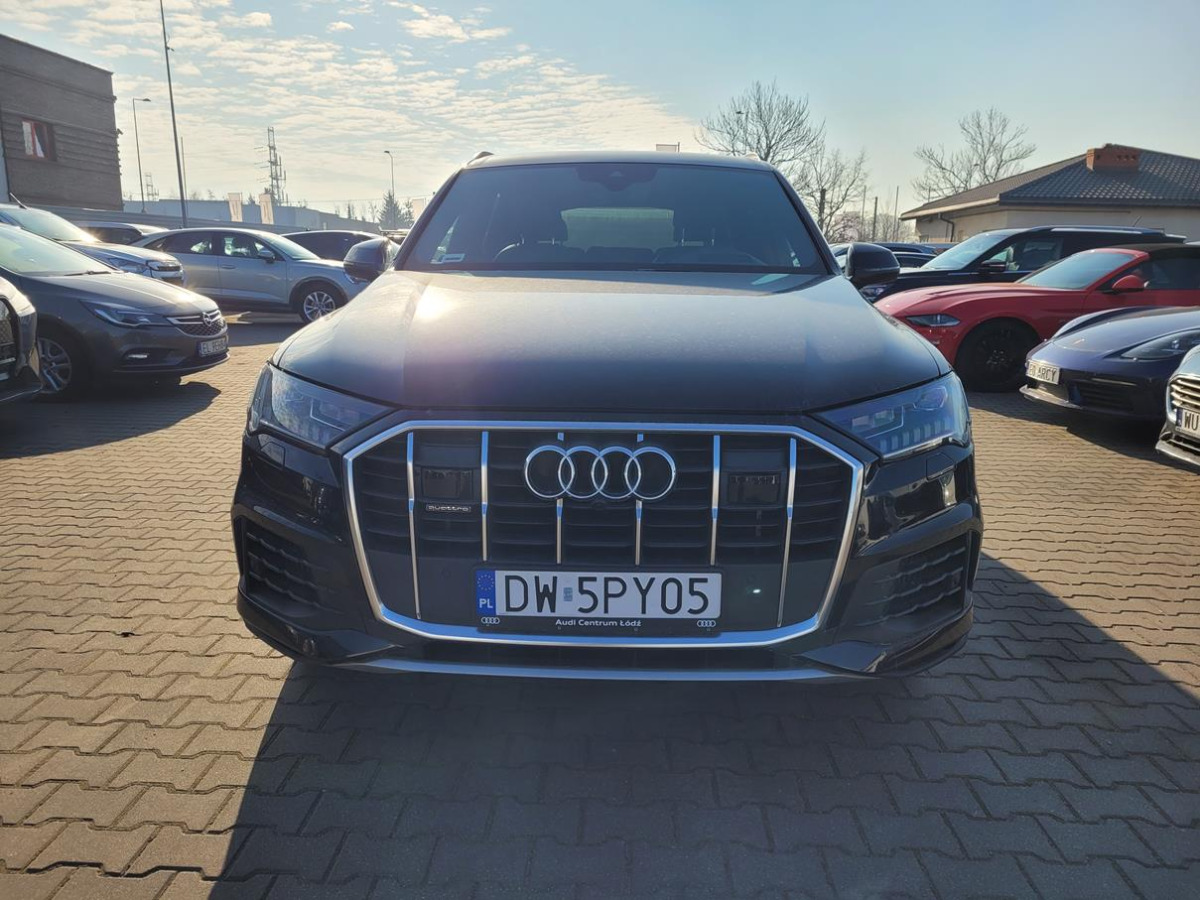 AUDI Q7 SUV - SUV/ Geländewagen: das Bild 2 AUDI Q7 SUV - SUV/ Geländewagen: das Bild 2