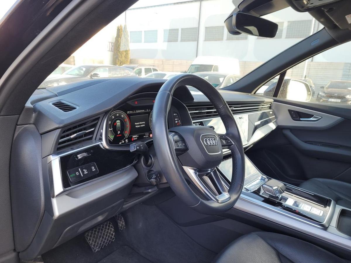 SUV/ Geländewagen AUDI Q7 SUV: das Bild 13