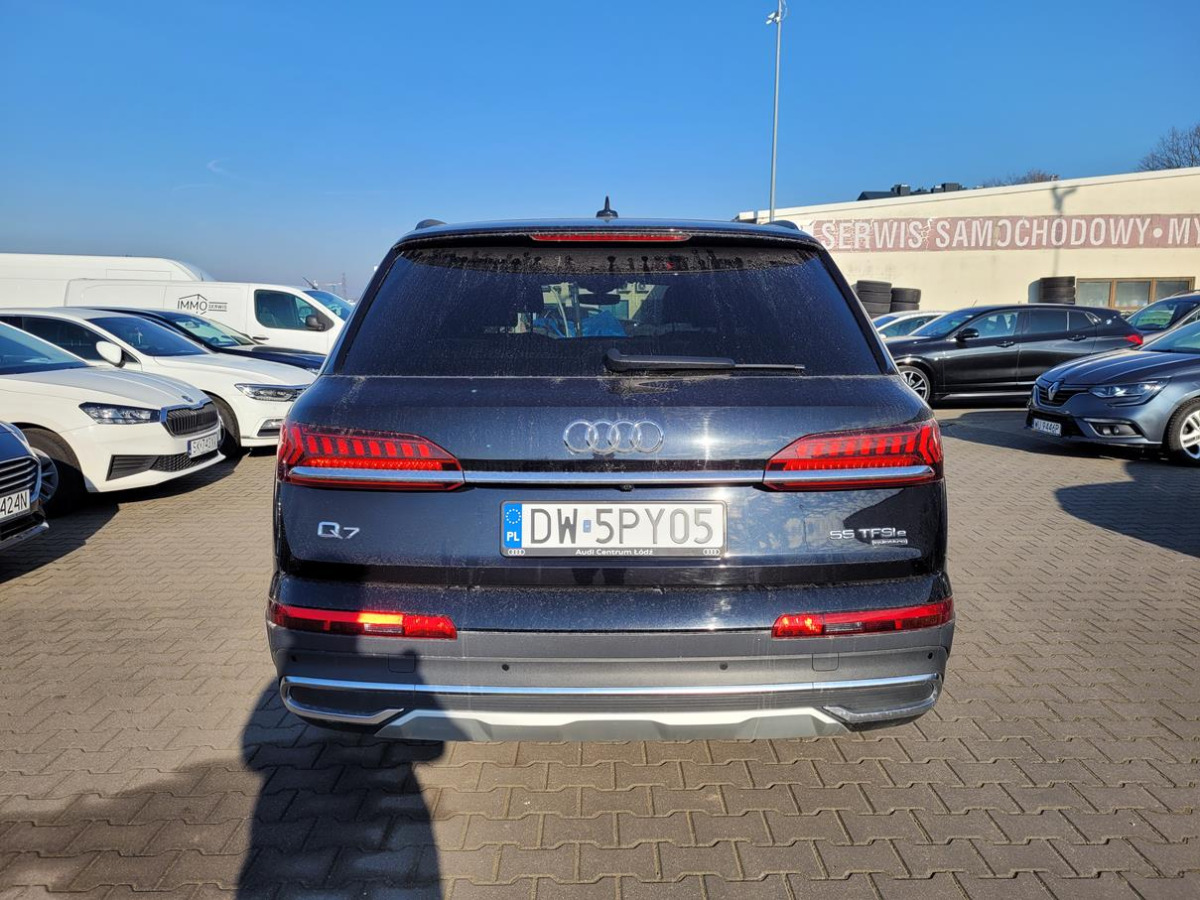 AUDI Q7 SUV - SUV/ Geländewagen: das Bild 5 AUDI Q7 SUV - SUV/ Geländewagen: das Bild 5